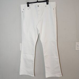 Gap Perfect Bootcut white jeans. Women's size 34R
